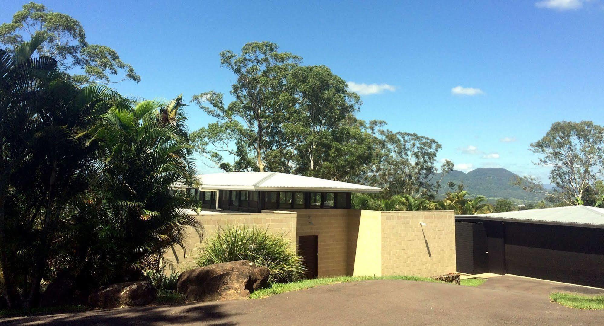 Phoenix Eumundi Bed&Breakfast Exterior foto